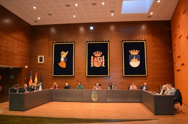 Mayoritario respaldo de todos los grupos políticos de Orpesa para proteger los cítricos