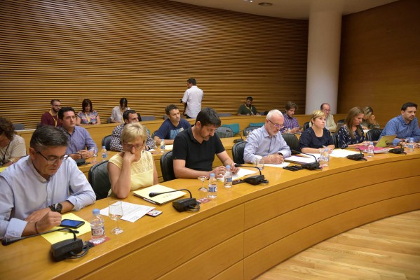 La comisión que investiga Ciegsa retomará las comparecencias con Font de Mora