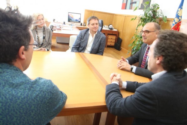 El grupo hospitalario IMED solicita impartir el grado de Medicina de la UA en sus instalaciones