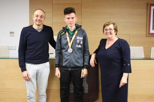 Almassora homenajea al atleta local Sergio Martínez, subcampeón nacional de marcha
