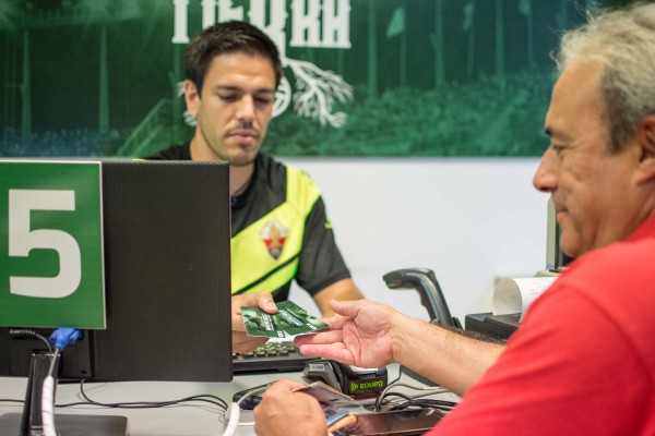 El Elche lanza su abono de media temporada 
