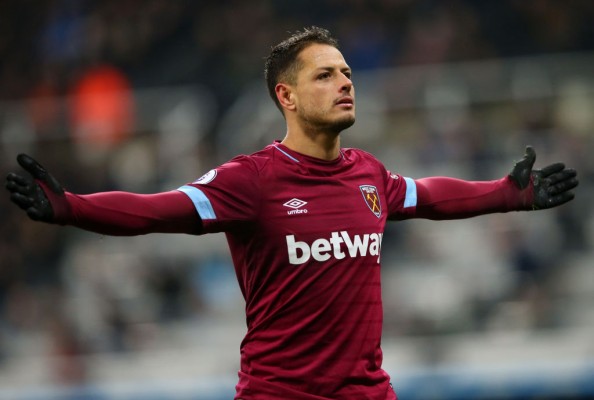 Chicharito da el 'sí' al Valencia, pero falta el acuerdo con el West Ham