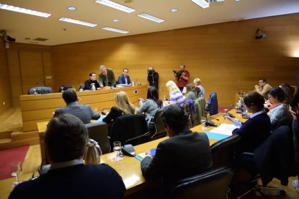 Pitorreo en Les Corts: los comparecientes se mofan de la comisión de Crespo Gomar