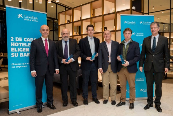 Hoteles Devesa, Hotel CUCO y VIVOOD ganan el premio Hotels & Tourism de CaixaBank