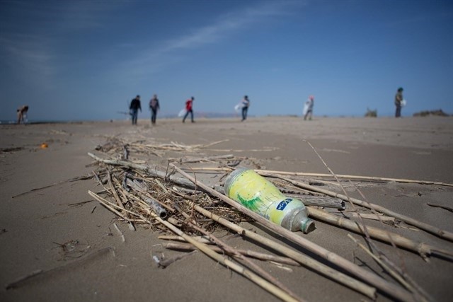 El proyecto Repescaplas retira más de 3.000 kilos de residuos del mar en la costa valenciana