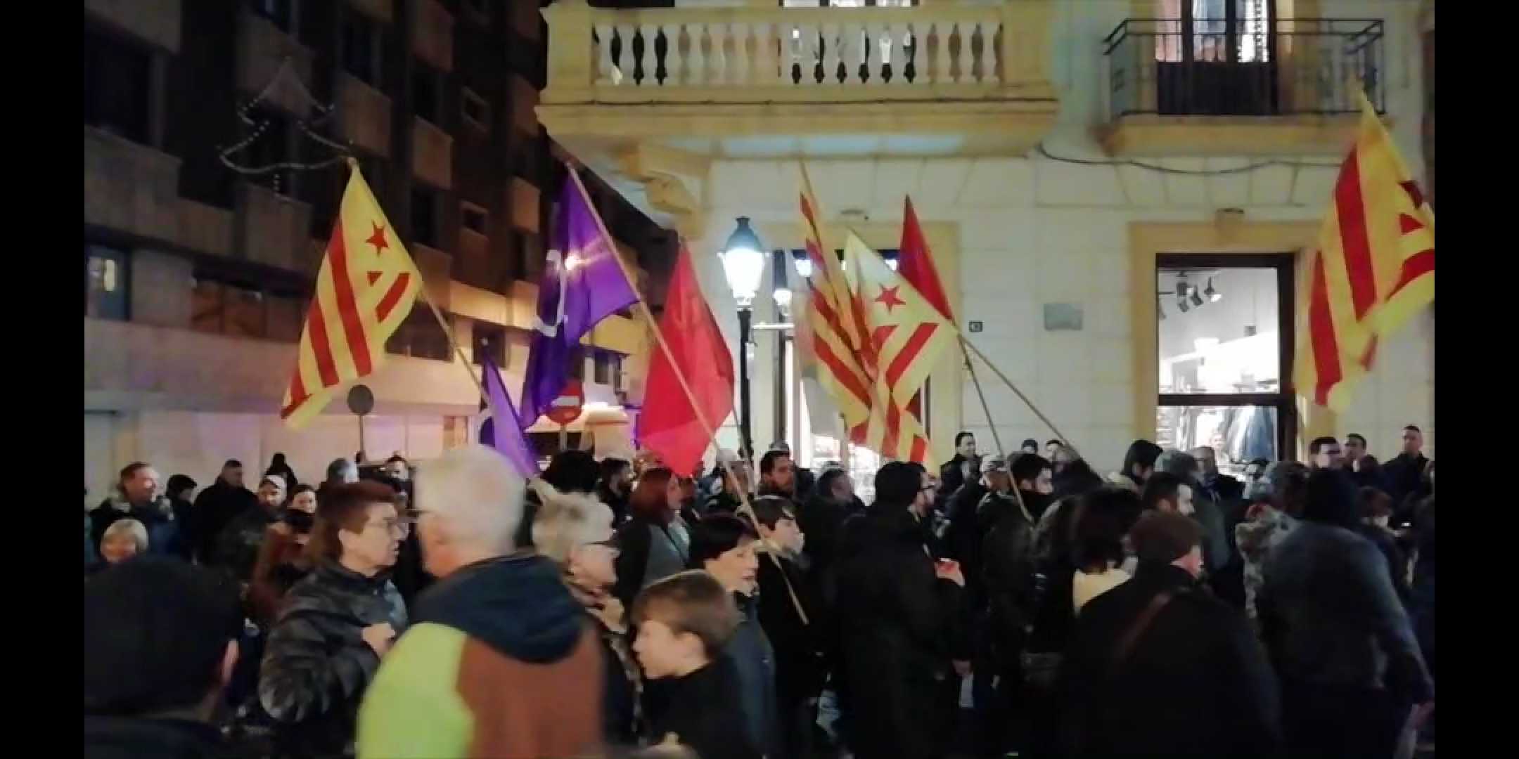 PP y Ciudadanos lamentan el apoyo de Benlloch 