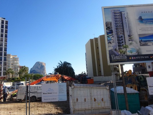 Arenal Suites, otro 'vecino' para el skyline de Calp con 14 alturas