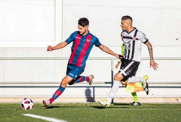 El Atlético Levante se enfrenta al colista y quiere alejarse del descenso