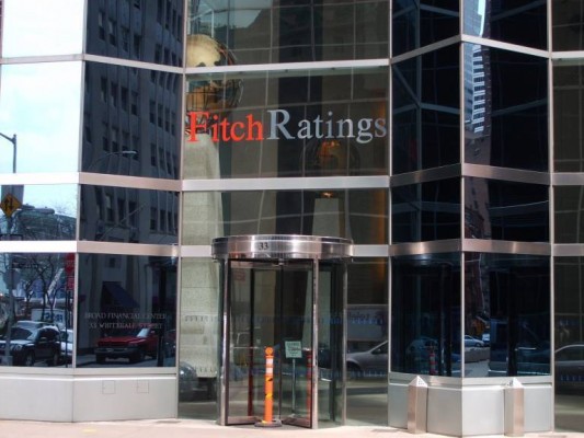 Fitch no da su brazo a torcer y mantiene el 'rating' de España