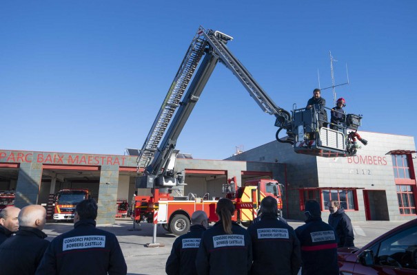 El Consorcio de Bomberos incorpora un nuevo vehículo especializado en rescate de altura y fuegos