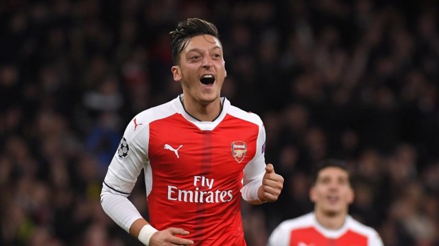 Arsenal y Milán alientan el camino hacia Lyon