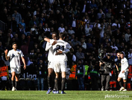 El Valencia debe puntuar para evitar la peor primera vuelta del siglo