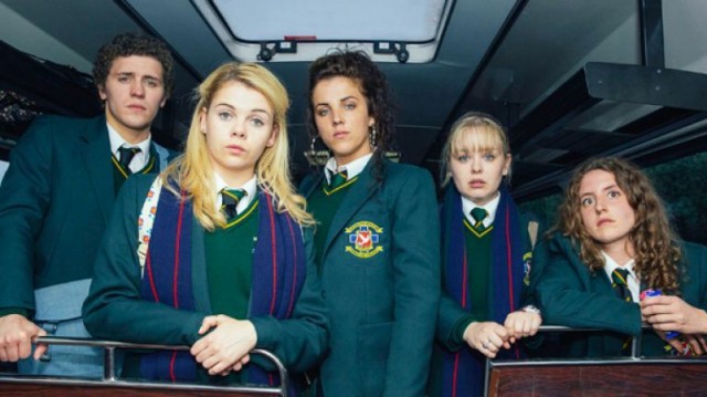 ‘Derry Girls’: angustia adolescente en los 90 en Irlanda del Norte