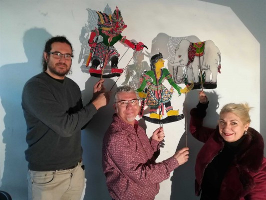 Sagunt acoge el único festival de teatro de sombras de España