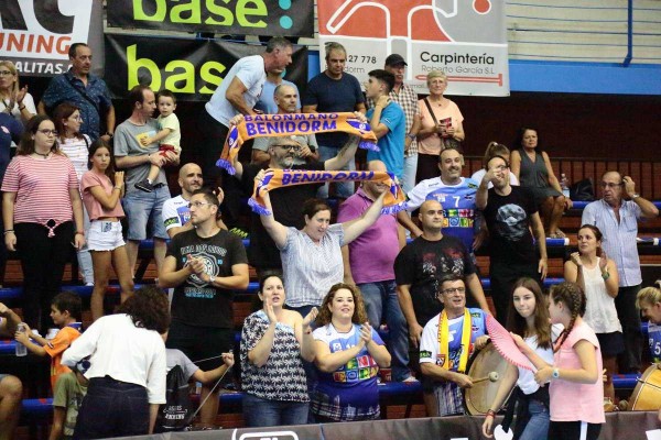 El Benidorm preparará su regreso a la Liga ante rivales argelinos e islandeses