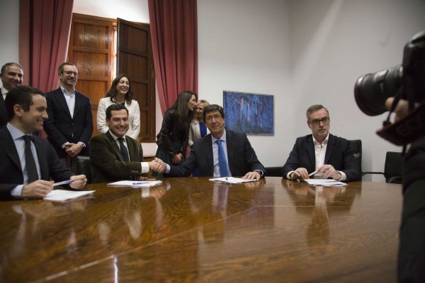 Vox apoya al nuevo Gobierno de Andalucía tras el acuerdo PP-Ciudadanos