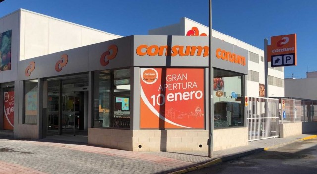 Consum abre en Catral su primer supermercado del año con la generación de 30 puestos de trabajo