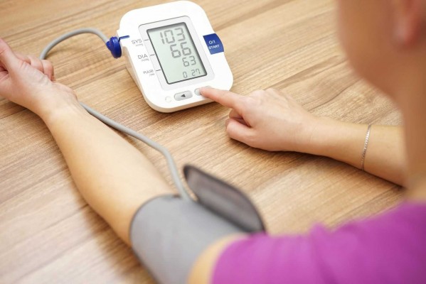 Las dietas ricas en grasas inciden más en la presión arterial de los jóvenes