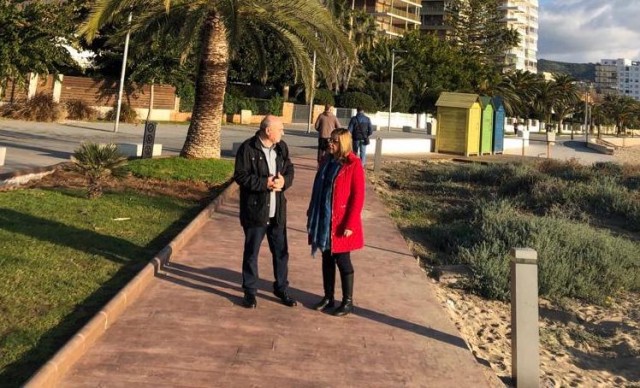 Benicàssim mejora los accesos a las playas con material más duradero y menos impacto ambiental