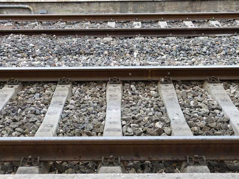 Adif licita el mantenimiento de la línea de Alta Velocidad Madrid-Levante por 53 millones y cuatro años