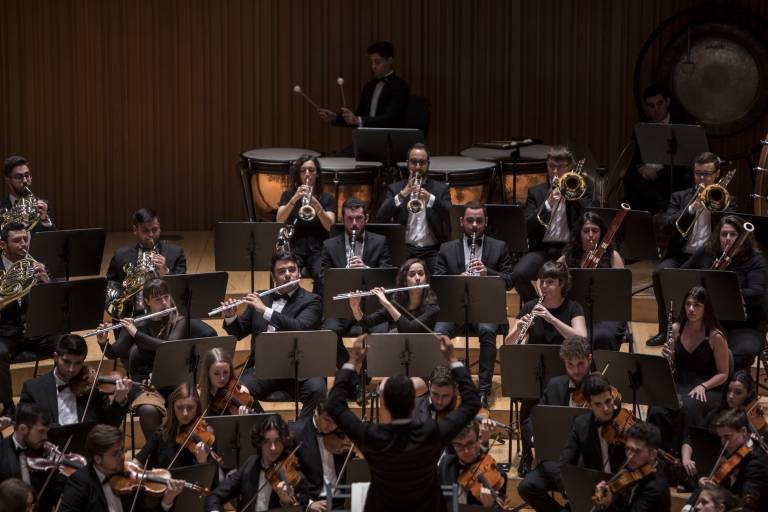 La Jove Orquestra inicia su encuentro de invierto de la mano de Hilari García

