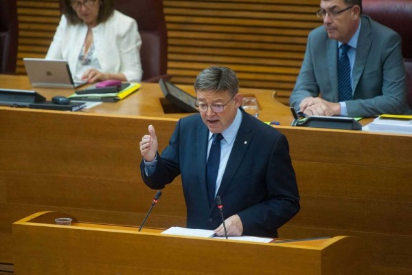 Puig anuncia un paquete de 21 medidas con las políticas sociales como prioritarias
