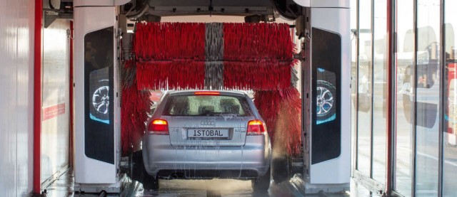 Istobal desarrolla un equipo automático de lavado interior de contenedores y remolques