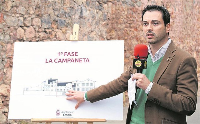 Onda apuntala la antigua fábrica de cerámica ‘La Campaneta’ para evitar su derrumbamiento