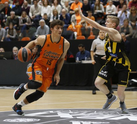 Ortega y Ruiz, 'invitados sorpresa' en la jornada perfecta del Valencia Basket en el Adidas NGT
