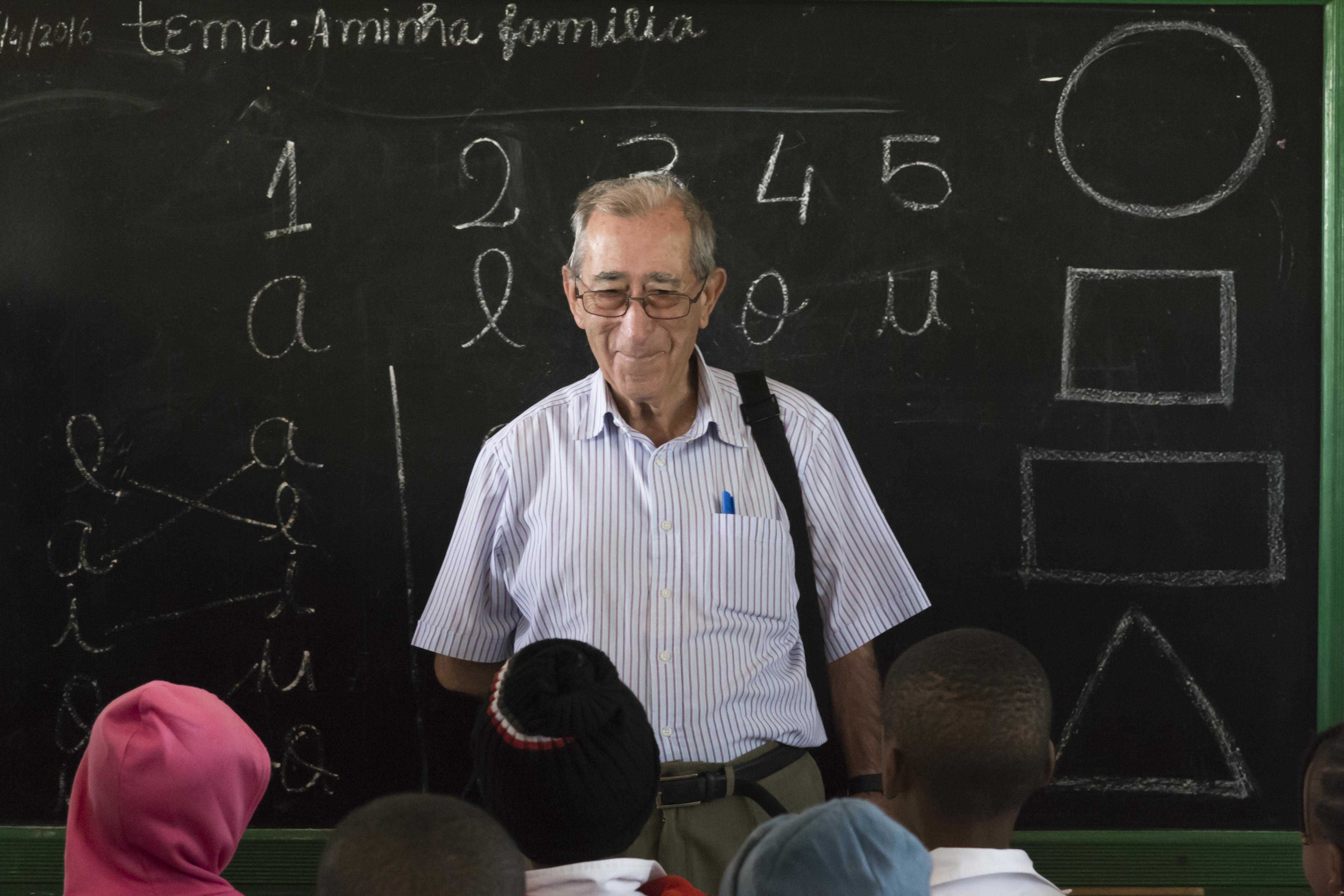Un viaje con el misionero Vicente Berenguer a través de ‘El árbol de los secretos’