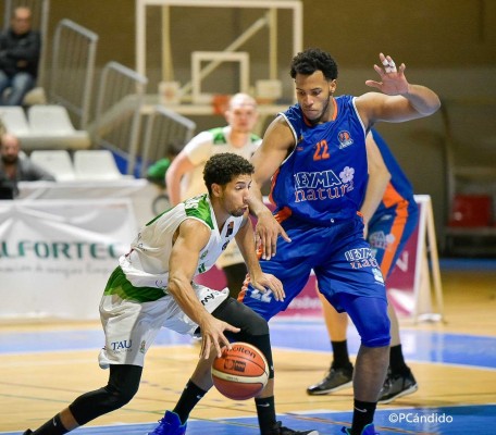El base holandés Leon Williams se desvincula del TAU Castelló