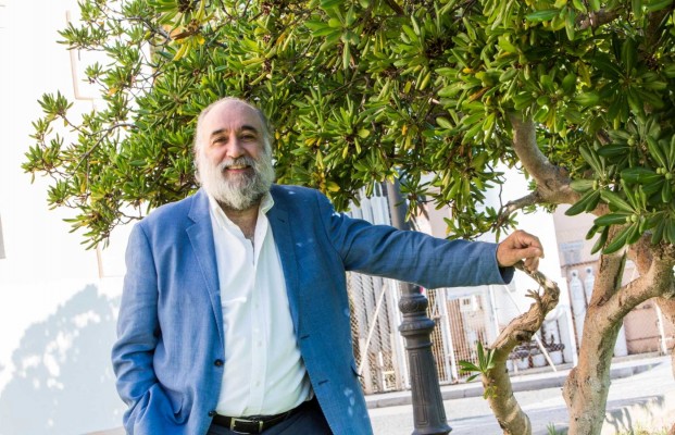 «El sistema sanitario español está demasiado medicalizado»