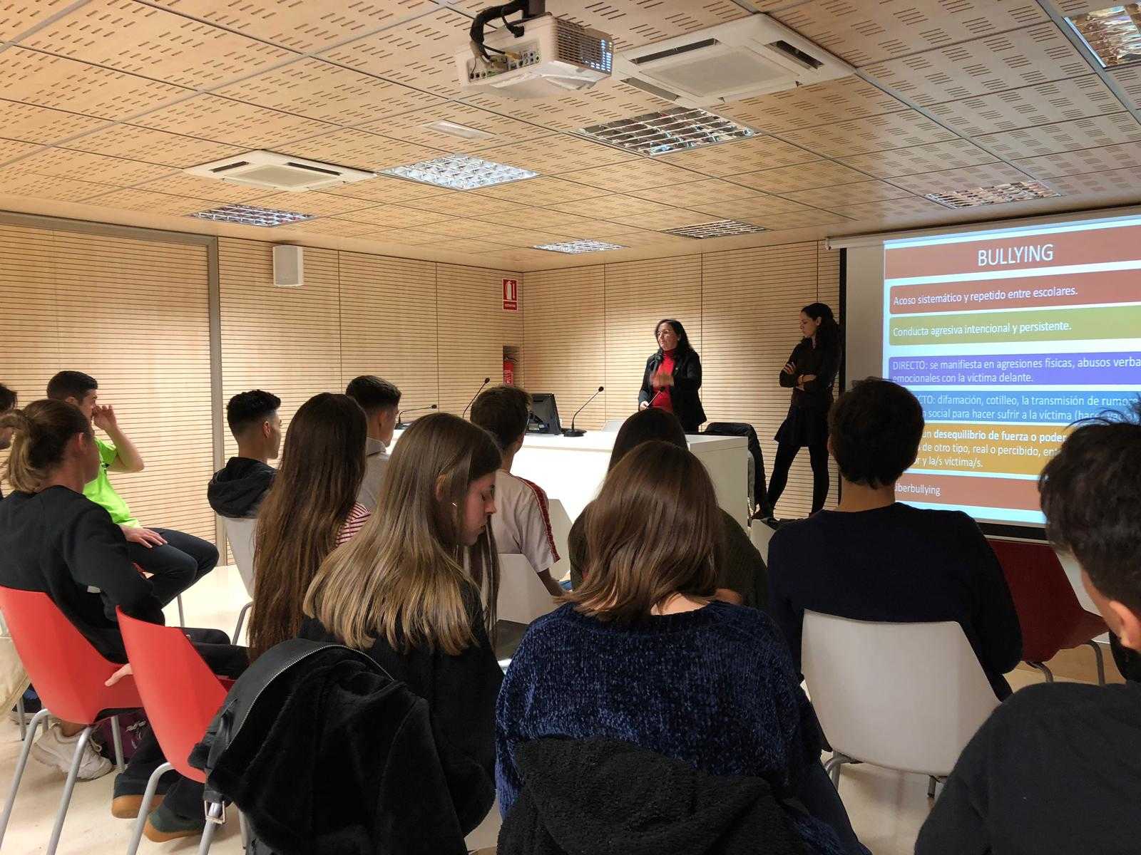 La Diputación suma al Colegio de Psicólogos contra el acoso escolar con la película 'Nada Será Igual'