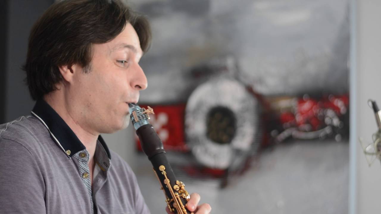 El músico de Moncofa José Franch-Ballester reúne en Llíria a 140 clarinetistas de todo el mundo