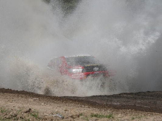 Las lluvias obligan a la cancelación de la primera etapa del Dakar
