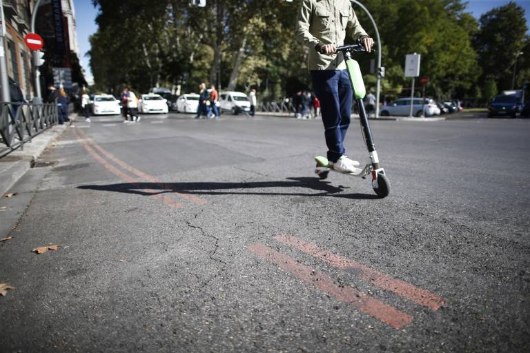 La ordenanza de Movilidad de València incluirá las directrices de la DGT sobre patinetes eléctricos