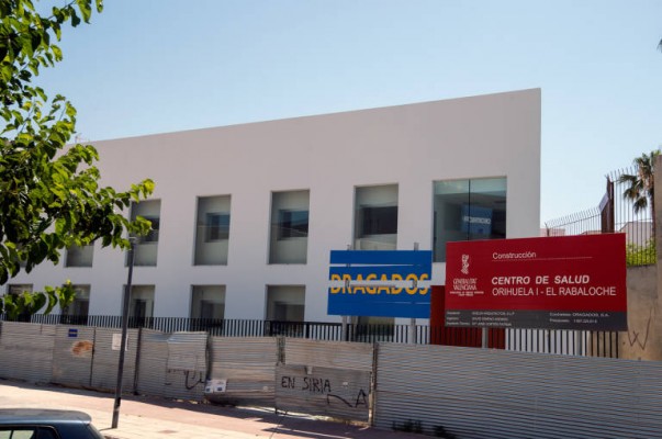 El Ayuntamiento de Orihuela concede la licencia de apertura del centro de salud de Rabaloche