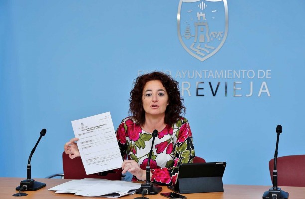 Torrevieja sí da con la tecla para inscribir viviendas turísticas: un formulario, la tasa y la escritura