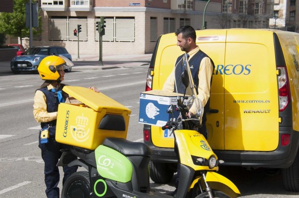 Correos desactiva la huelga esta Navidad al acordar incrementos salariales del 9% hasta el 2020