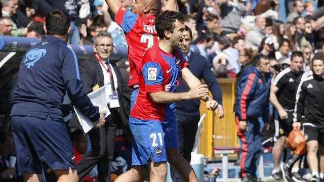 El Levante tiene en el Valencia a su víctima más asidua en Orriols