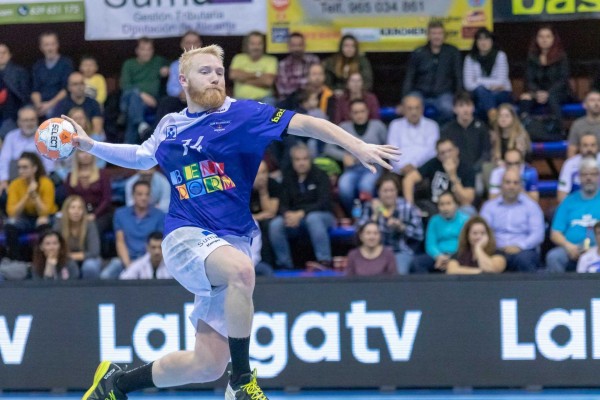 El Benidorm encarrila la eliminatoria ante un orgulloso Agustinos

