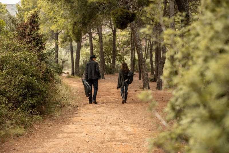 Miquel Pérez i Maria Moreno viatgen a través de la poesia valenciana amb el disc 'Sense meta ni rumb'