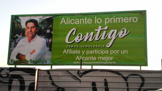 Sepulcre golpea primero: abre la precampaña con la bandera del 'alicantinismo'  