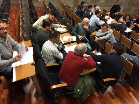 Talleres para aprender a formar mediante el deporte a los menores