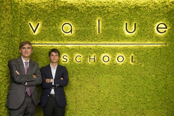 La gestora de Paramés analiza alianzas para promocionar el 'value investing'
