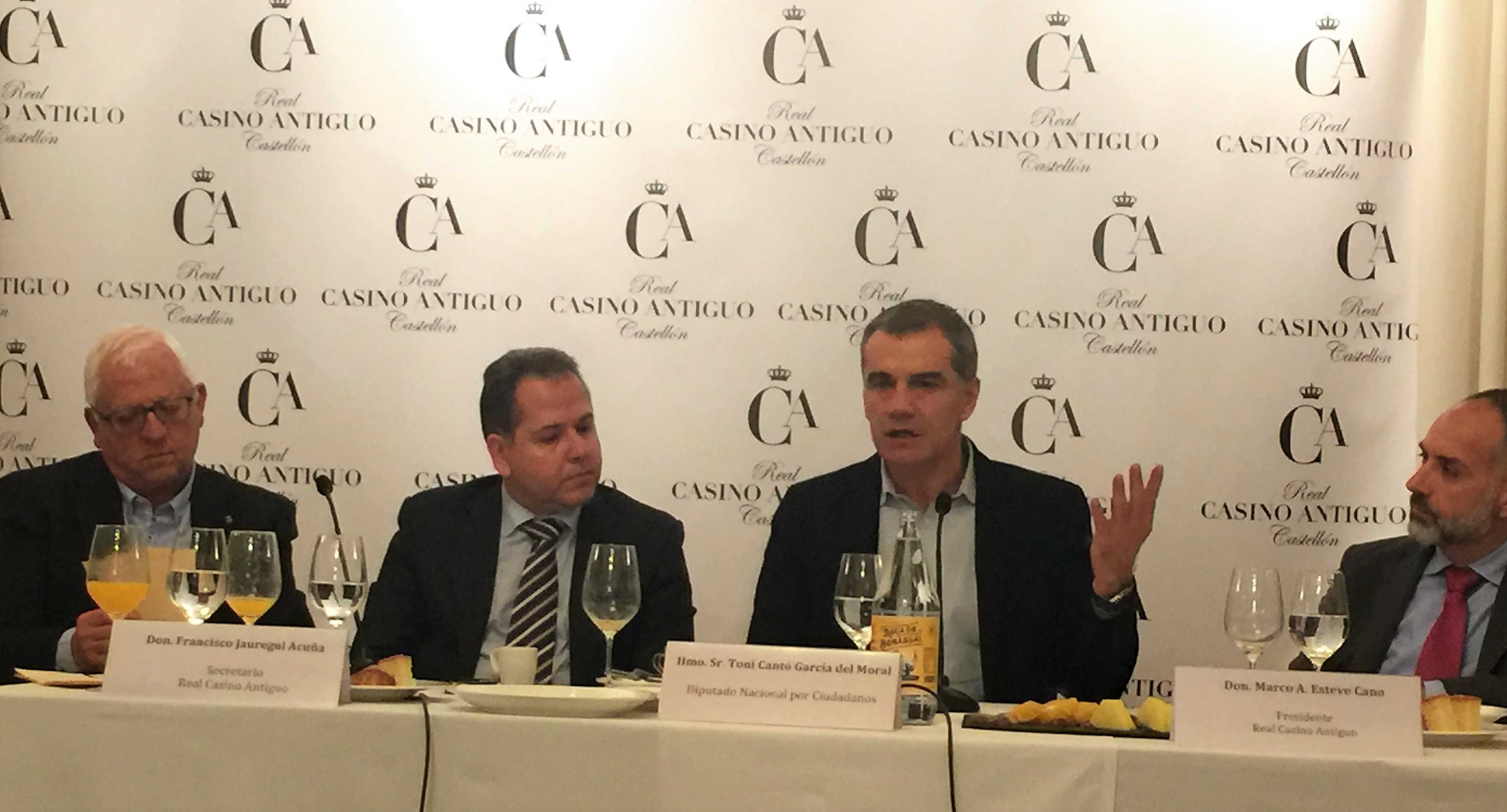 Toni Cantó aboga en Castellón por aplicar ya 