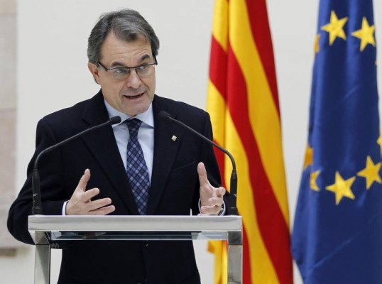 El Supremo rebaja la de inhabilitación a Mas por el 9-N y la equipara con la de Homs, un año y un mes