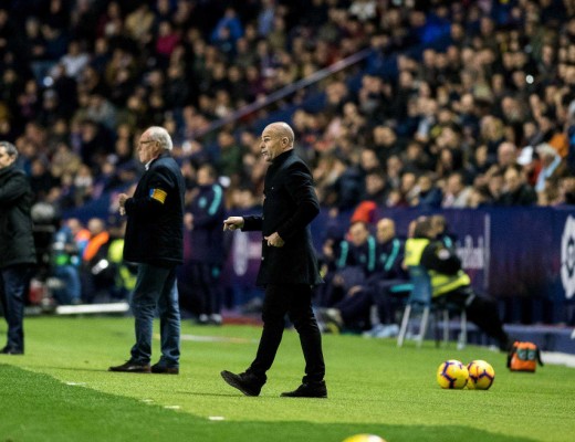 Paco López sufre ante el Barcelona su peor derrota con el Levante