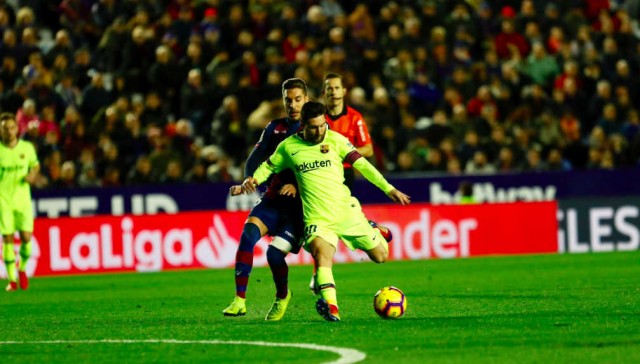 Messi liquida al Levante (0-5)