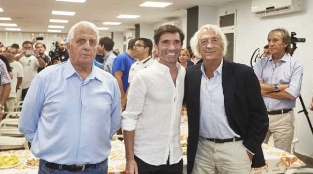 Agrupació de Penyes enfurecida
